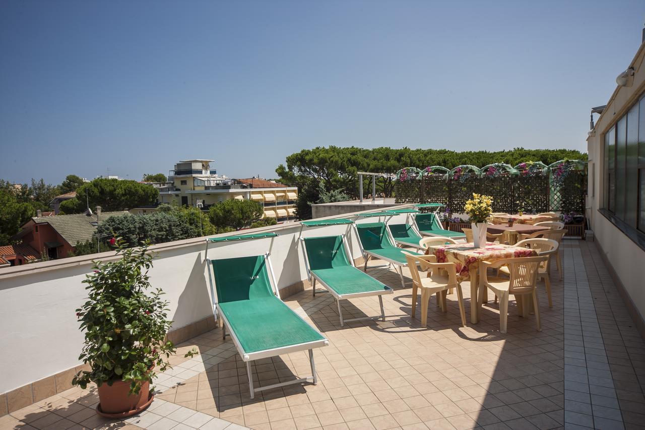 Hotel Taormina Riccione Eksteriør billede