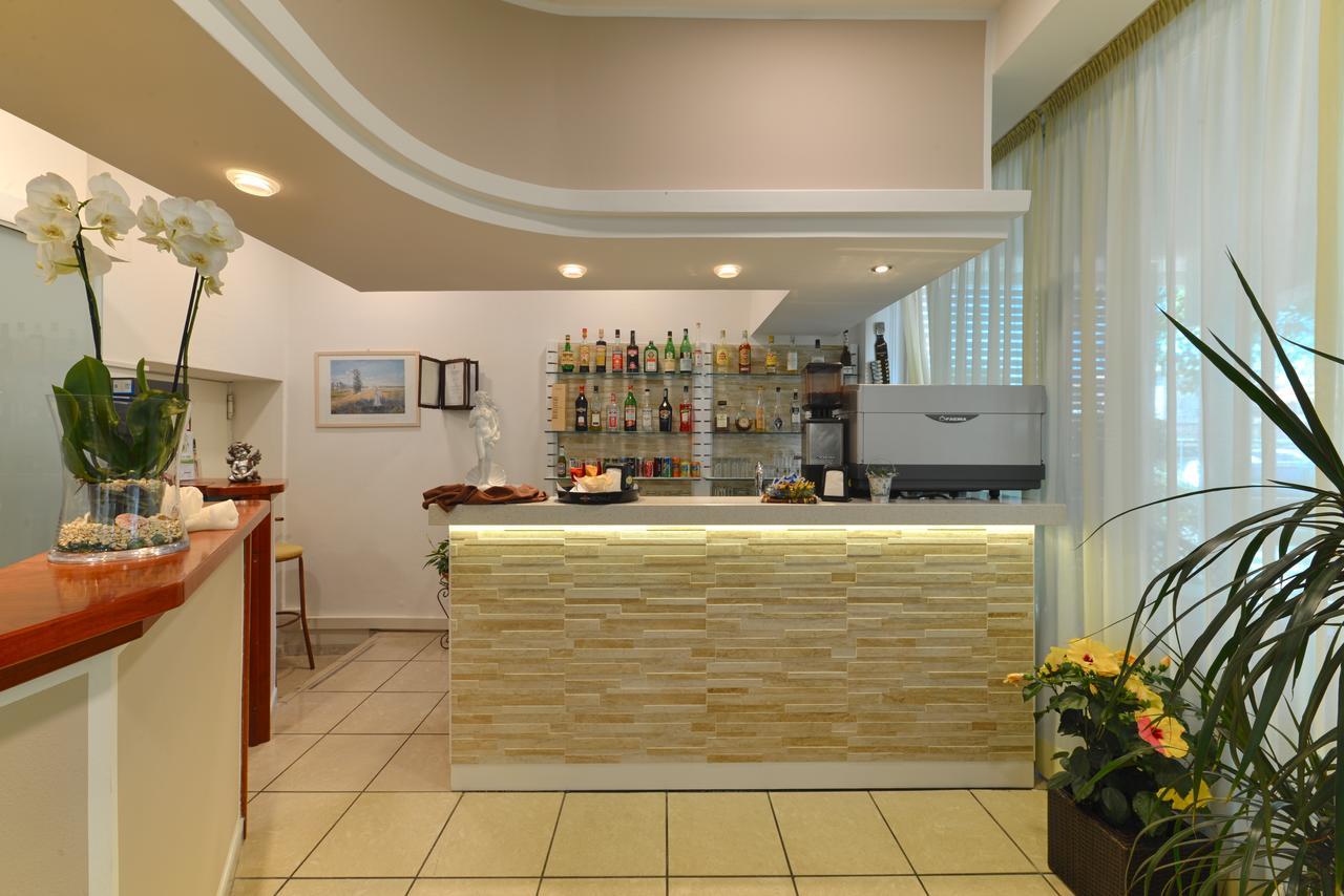 Hotel Taormina Riccione Eksteriør billede