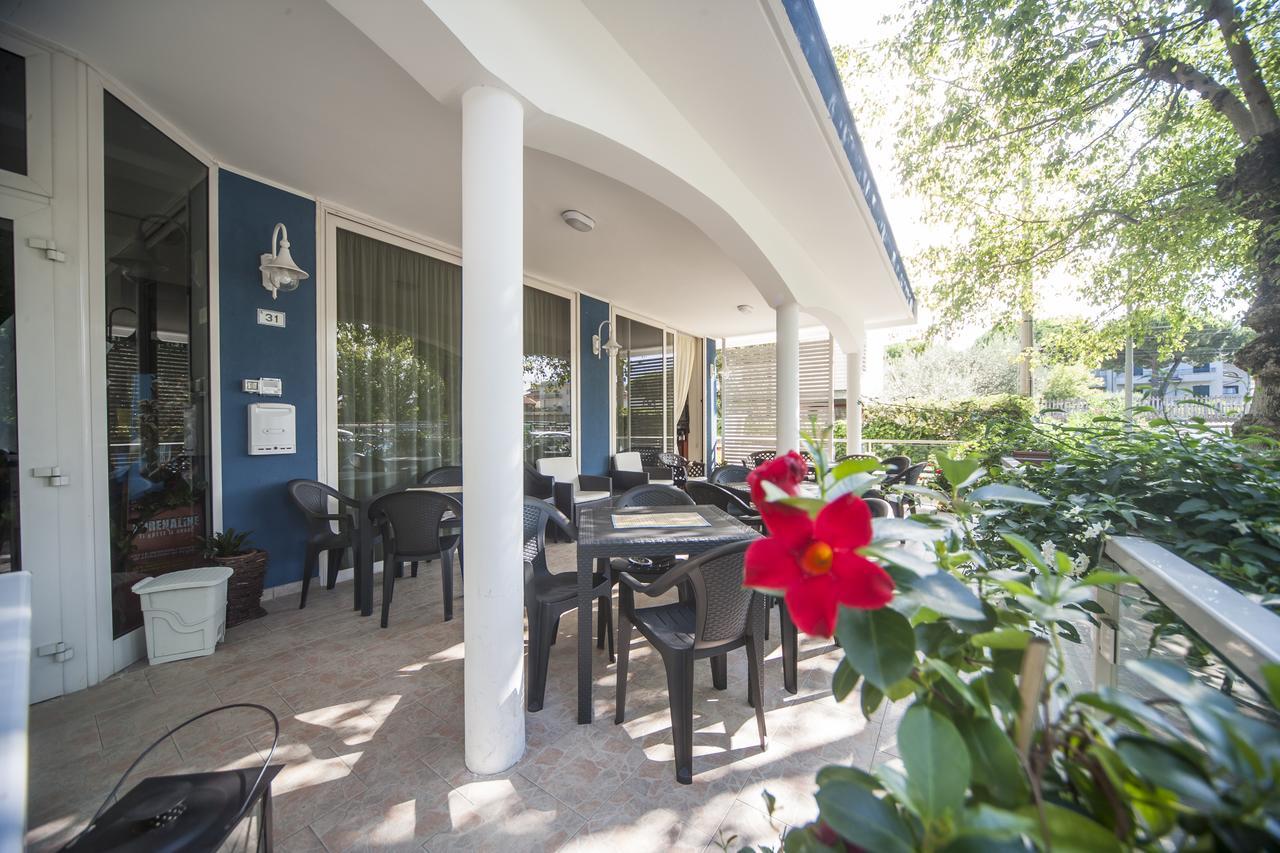 Hotel Taormina Riccione Eksteriør billede