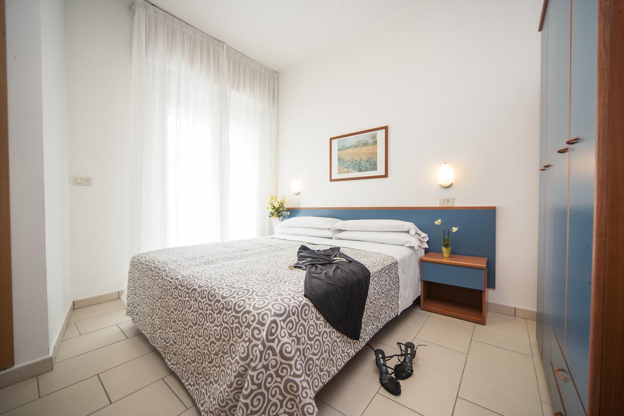Hotel Taormina Riccione Eksteriør billede