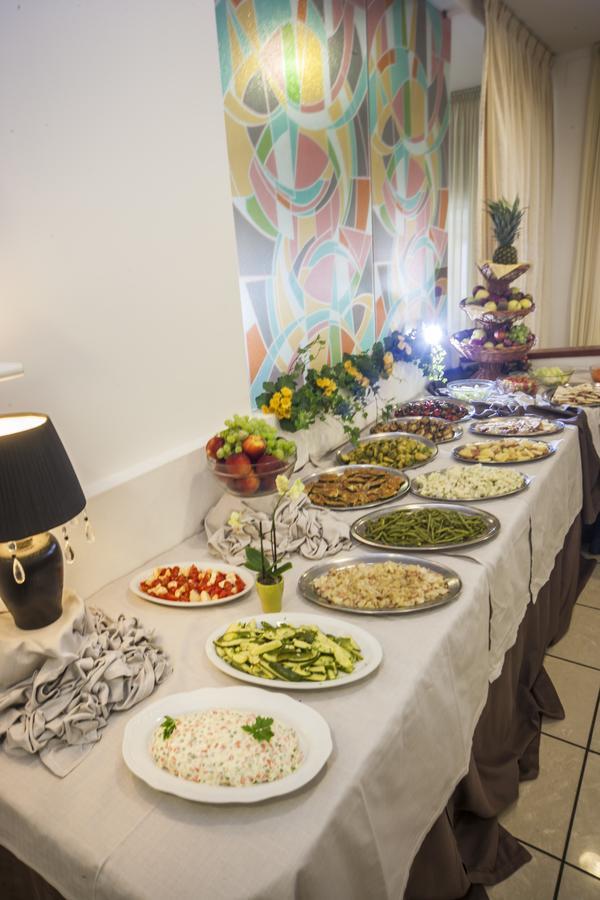 Hotel Taormina Riccione Eksteriør billede