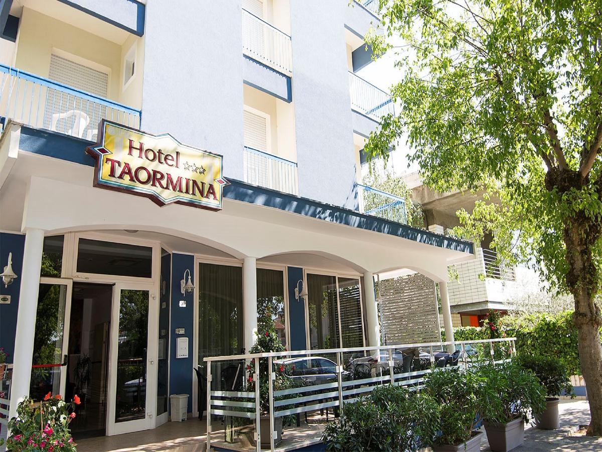 Hotel Taormina Riccione Eksteriør billede